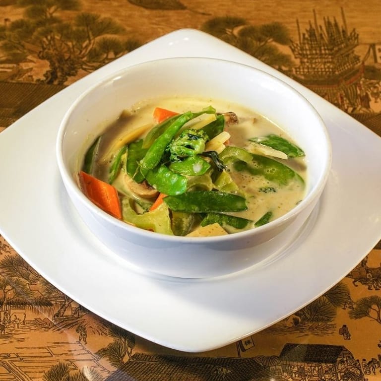 Delicious Green Curry: A Thai Favorite