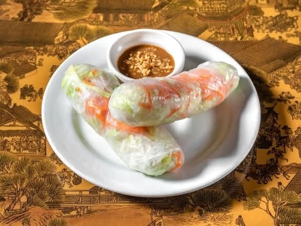 Vegetable Fresh Rolls.